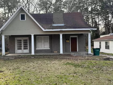 1338 N Madison, El Dorado, AR 71730