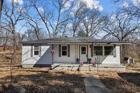 2200 Chatfield Rd, Benton, AR 72015