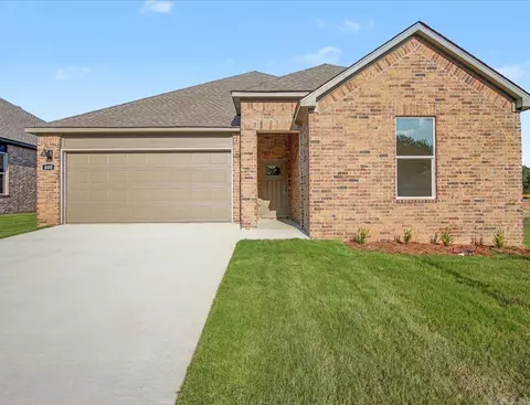 400 Lainey Ln, Maumelle, AR 72113
