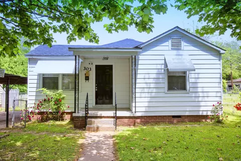 303 Boggs St, North Little Rock, AR 72117