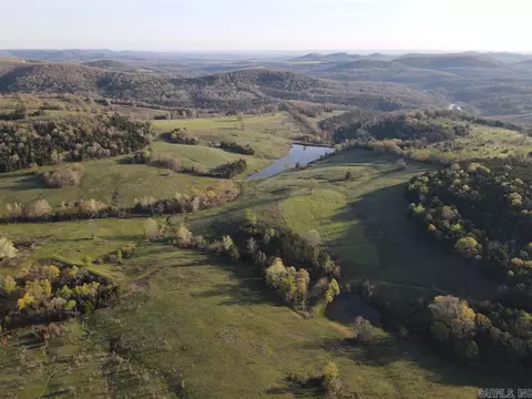13949 Bear Creek Dr, Harrison, AR 72601
