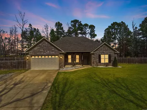 10684 Hinds Rd, Benton, AR 72019