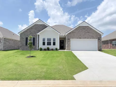 3333 Carroll Dr, Jonesboro, AR 72404