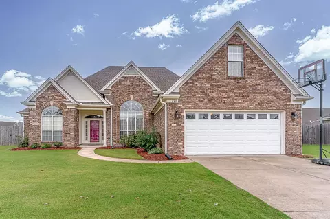 837 Belle Rive Dr, Marion, AR 72364