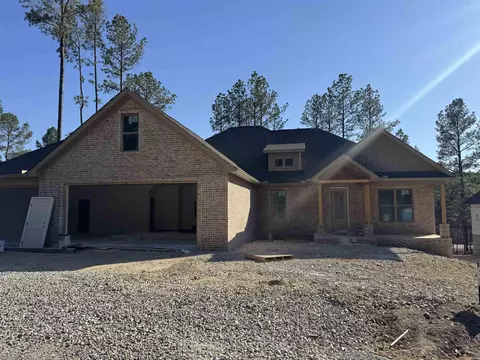 321 Maderas Dr, Hot Springs Village, AR 71909
