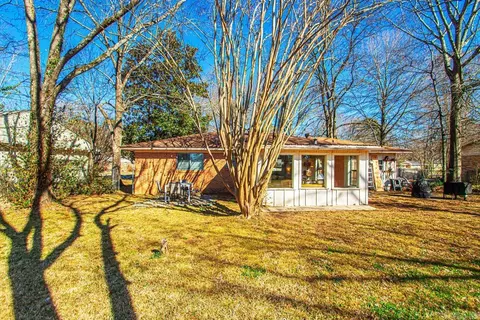 Exterior - 2207 Independence, Conway, AR 72034 photo 4 of 4