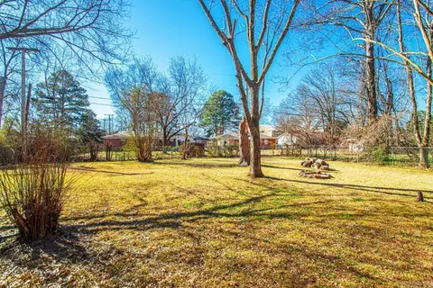 Exterior - 2207 Independence, Conway, AR 72034 photo 3 of 4