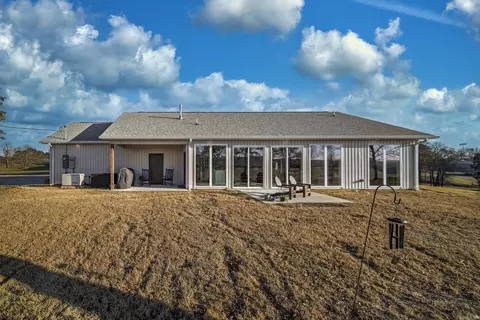 279 Eagles Ln, Bismarck, AR 71929