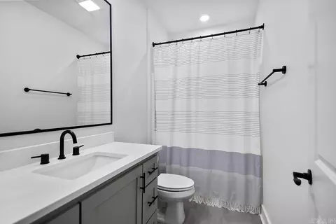 Bath - 220 A St, Bryant, AR 72022 photo 1 of 8
