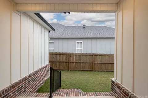 Exterior - 220 A St, Bryant, AR 72022 photo 8 of 11