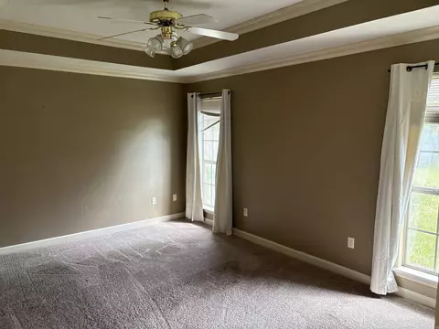 Bedroom - 4465 Oregon Trl, Conway, AR 72034 photo 1 of 3