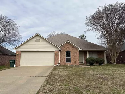 4440 Oregon Trl, Conway, AR 72034 photo 1
