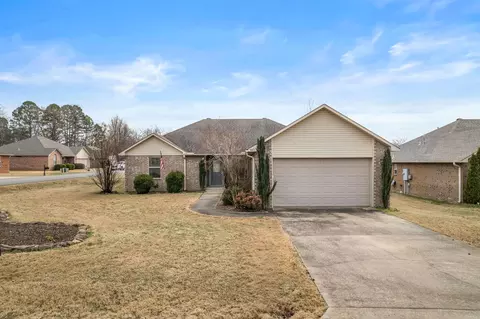 405 Hickory Cv, Heber Springs, AR 72543