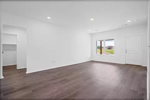 Living - 11 Ten Point Ln, Ward, AR 72176 photo 1 of 4