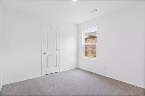 Bedroom - 11 Ten Point Ln, Ward, AR 72176 photo 5 of 7