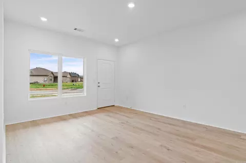 13 Ten Point Ln, Ward, AR 72176 photo 6