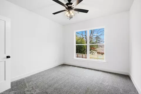 Bedroom - 110 Harmony Village Dr, Haskell, AR 72015 photo 6 of 8