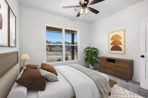 Bedroom - 110 Harmony Village Dr, Haskell, AR 72015 photo 2 of 8
