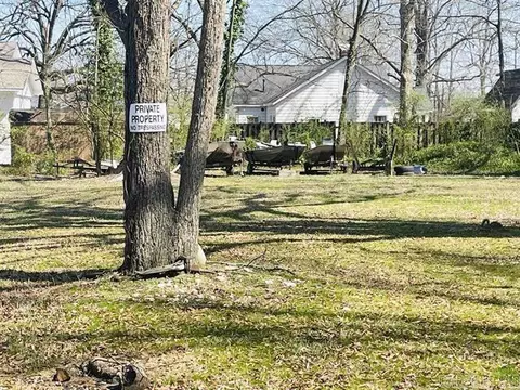 1220 1221 Ash St, Conway, AR 72034 photo 4
