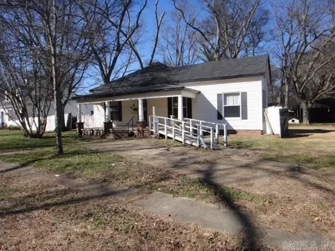 315 Remmel Ave, Newport, AR 72112