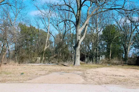 605 Hannah Rd, Luxora, AR 72358