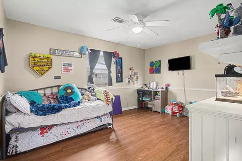 Bedroom - 107 S West St, Letona, AR 72085 photo 4 of 5