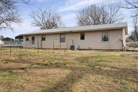 Exterior - 107 S West St, Letona, AR 72085 photo 3 of 5