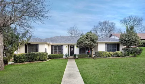 30 Campden Hill Rd, Sherwood, AR 72120