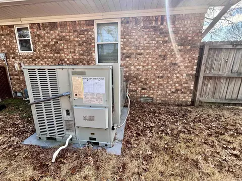 Exterior - 6 Apache Dr, Searcy, AR 72143 photo 4 of 8