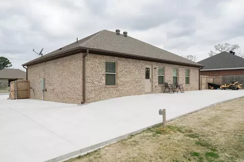 Exterior - 606 Macy Ln, Beebe, AR 72012 photo 5 of 7