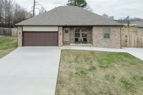 Exterior - 606 Macy Ln, Beebe, AR 72012 photo 2 of 7