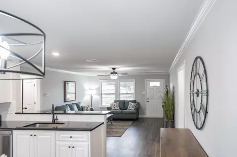 Entry Way - 606 Macy Ln, Beebe, AR 72012 photo 1 of 2