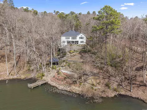 57 Toledo Dr, Hot Springs Village, AR 71909