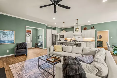 Living - 8507 Buck Rd, Alexander, AR 72002 photo 1 of 1