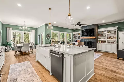 Kitchen - 8507 Buck Rd, Alexander, AR 72002 photo 2 of 3
