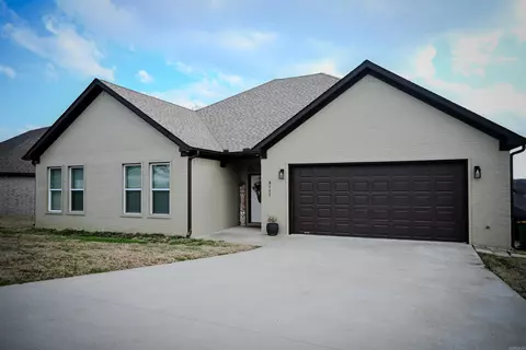 9117 Johnson Dr, Sherwood, AR 72120