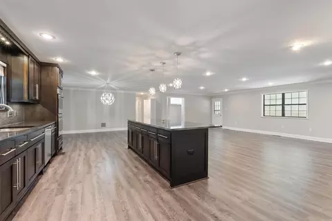 Living - 6 Cedar Hill Rd, Conway, AR 72032 photo 5 of 8