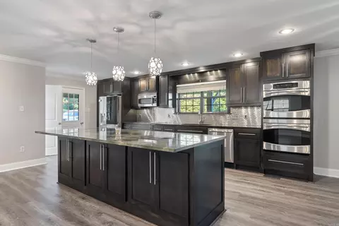 Kitchen - 6 Cedar Hill Rd, Conway, AR 72032 photo 1 of 8