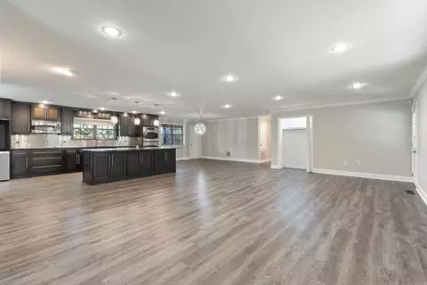 Living - 6 Cedar Hill Rd, Conway, AR 72032 photo 4 of 8