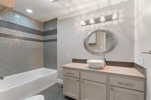 Bath - 6 Cedar Hill Rd, Conway, AR 72032 photo 1 of 6