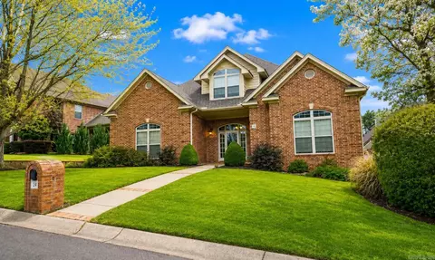 24 Wellington Colony Dr, Little Rock, AR 72211