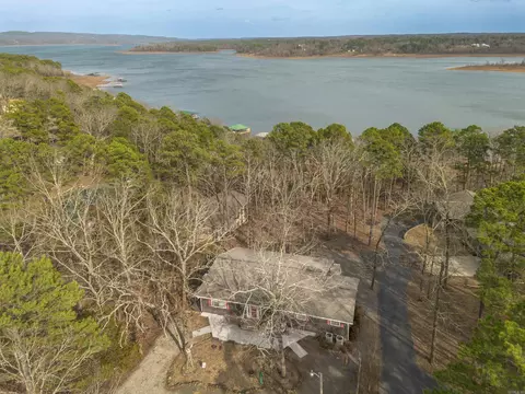 424 Potters Point Rd, Higden, AR 72067
