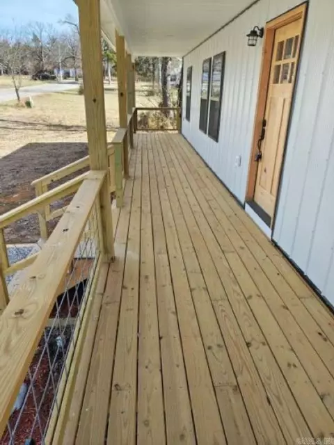 Exterior - 605 Frances Cove Rd, Mountain View, AR 72560 photo 7 of 7