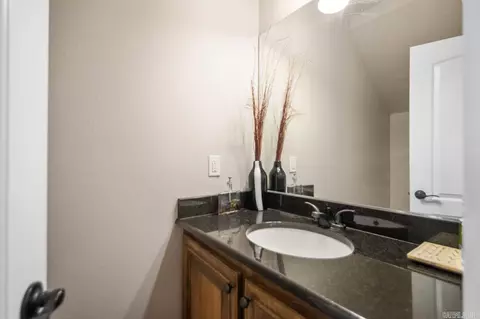 Bath - 7206 Worth Ave, Benton, AR 72019 photo 3 of 5