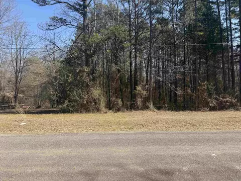 487 Valley Dr, Heber Springs, AR 72543