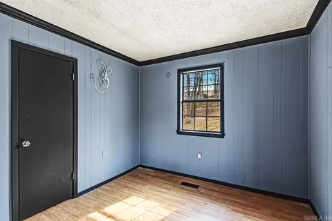 Bedroom - 100 Satin Cir, Malvern, AR 72104 photo 5 of 6
