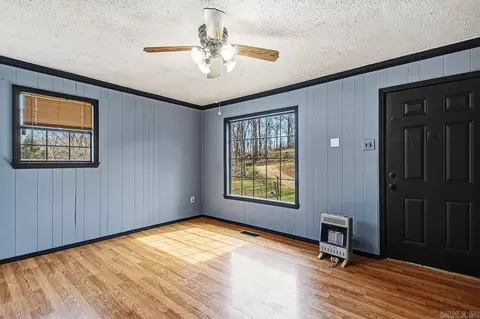 Living - 100 Satin Cir, Malvern, AR 72104 photo 1 of 1