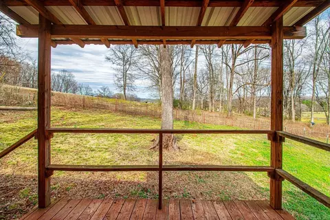 Exterior - 100 Satin Cir, Malvern, AR 72104 photo 6 of 9