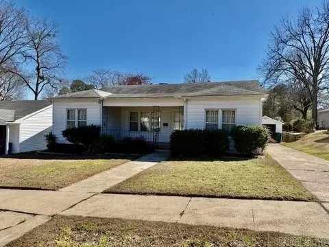 1215 W Oak St, El Dorado, AR 71730