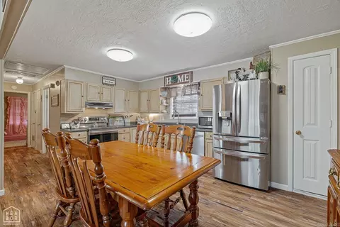 Kitchen - 100 E Unity Rd, Paragould, AR 72450 photo 3 of 3